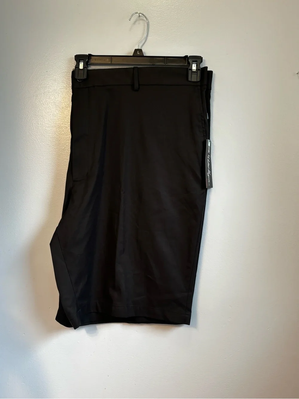 Walter Hagen Black Flat-Front Golf Shorts Sz 50. NWT